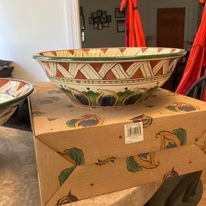 Tabletops Unlimited Deruta Serving Bowl NWT